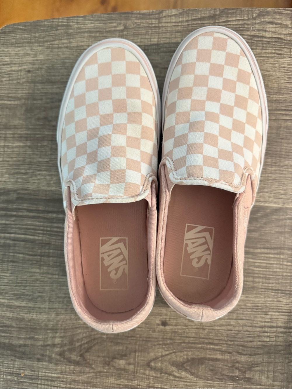 Vans Classic women's Slip-On Checkerboard Sneakers - Pink/White
